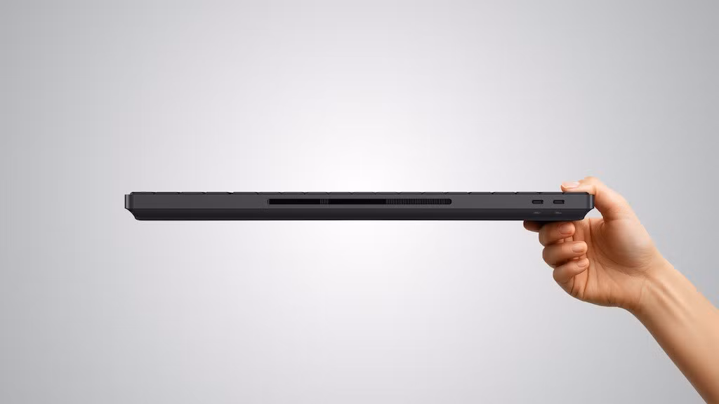 Với trọng lượng chỉ khoảng 1,5-1,7 pound và pin tích hợp dùng hơn 3 giờ, EliteBoard G1a linh hoạt hơn nhiều máy tính để bàn truyền thống.