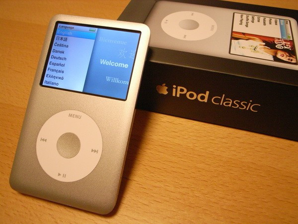 Nếu iPod chưa bị khai tử, có lẽ hôm nay âm nhạc đã chậm hơn, sâu hơn và cảm xúc hơn, đúng nghĩa là “Music. Only.”