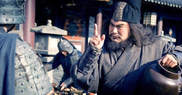 Trương Phi có sở thích uống rượu.