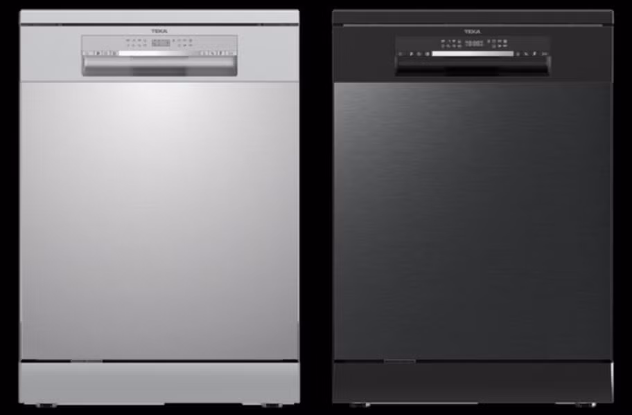 Teka DFS 650ZB-TSEA sở hữu thiết kế linh hoạt với ba khay chứa tối ưu cho tô, chén, dao muỗng và vật dụng lớn nhỏ khác.