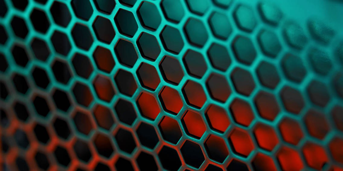 Việc vệ sinh nên thực hiện định kỳ 2–3 lần mỗi năm, đặc biệt là vào mùa hè khi bụi dễ lọt vào máy qua cửa sổ.