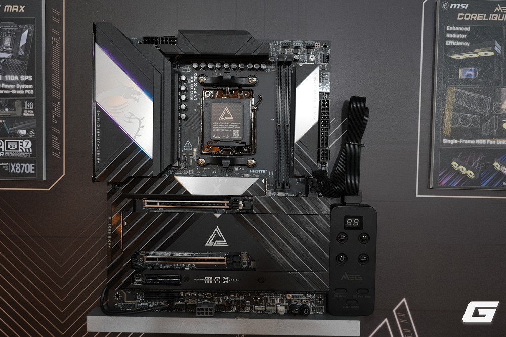 Dàn bo mạch chủ MSI tại CES 2026 đã khép lại hệ sinh thái PC của hãng bằng loạt nâng cấp tập trung vào hiệu năng và độ ổn định. (Ảnh: Genk)