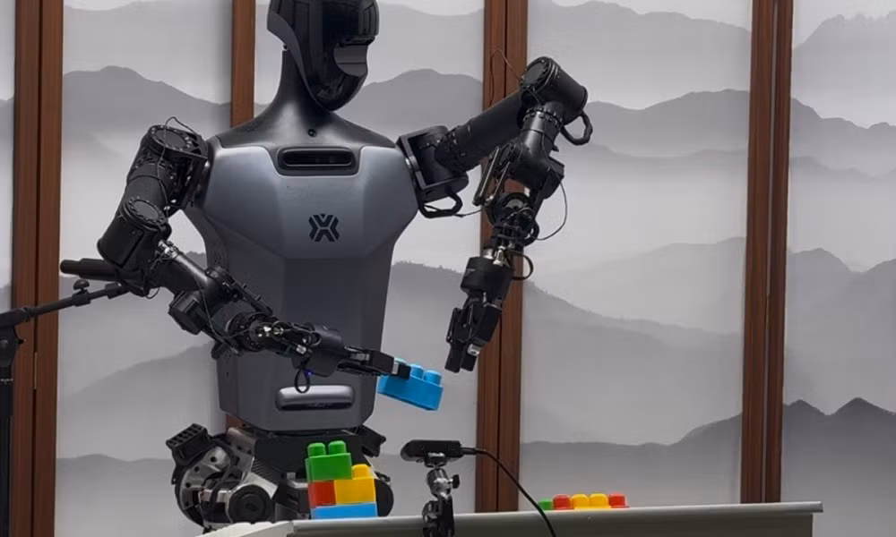 Thử nghiệm cũng chứng minh vệ tinh có thể chịu tải đồng thời cho robot, điện thoại và máy tính trong cùng mạng riêng.