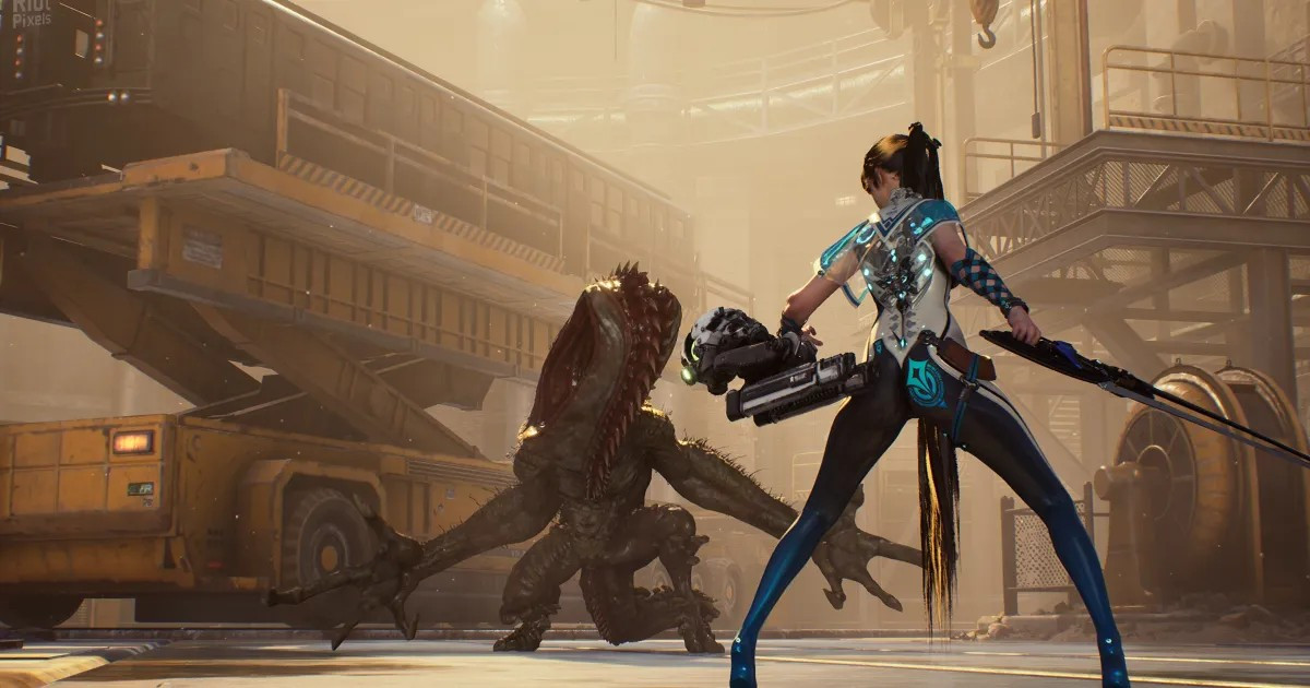 Ngoài gameplay mượt mà và đồ họa bắt mắt, yếu tố gợi cảm của nhân vật Eve đang là tâm điểm bàn tán.