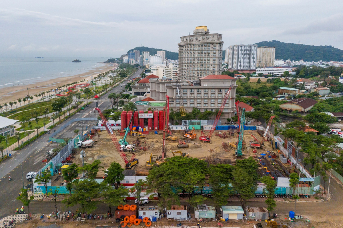 Với nguồn cung này, khu vực Thùy Vân sẽ đón thêm lượng lớn sản phẩm lưu trú cao cấp, giúp cân bằng nguồn cung - cầu của thị trường nghỉ dưỡng.