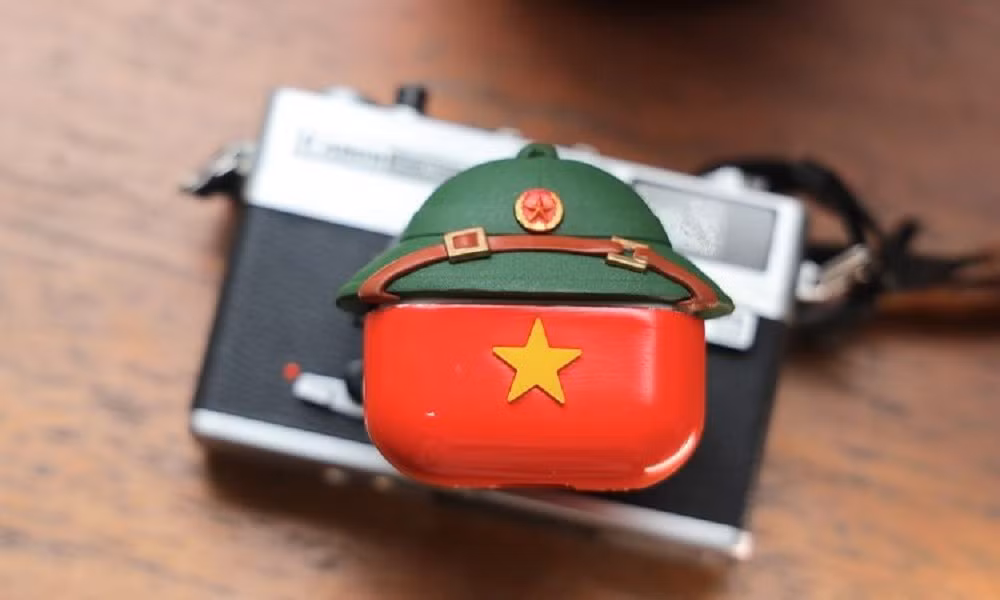 Phiên bản giới hạn này chỉ có 1.000 chiếc, phân phối độc quyền tại hệ thống Viettel Store trên toàn quốc.