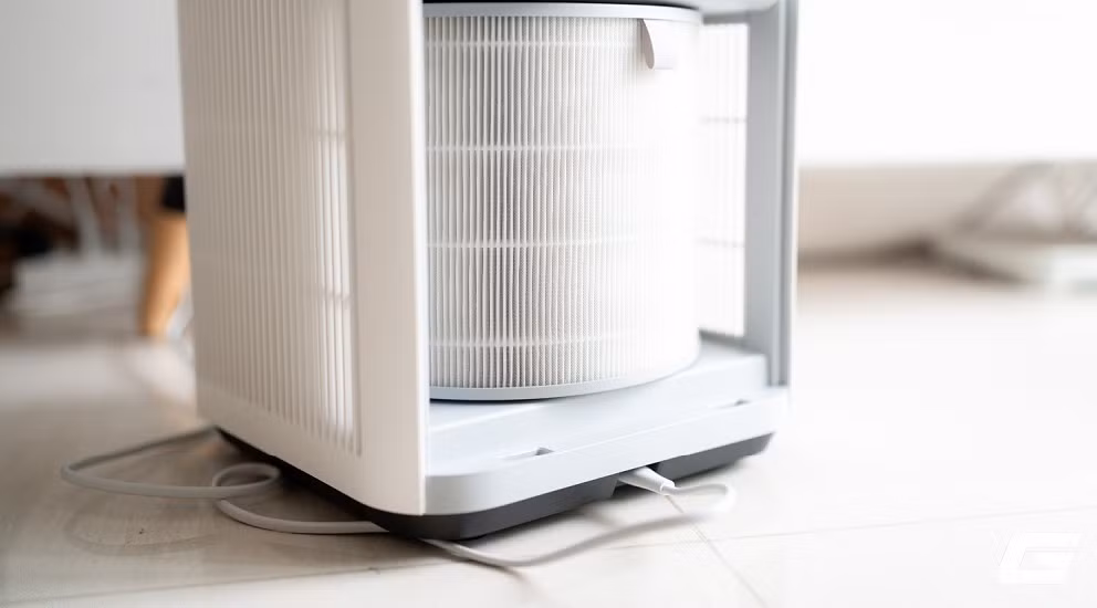 Trải nghiệm thực tế cho thấy cảm biến phản ứng cực nhanh, chỉ số bụi mịn thay đổi tức thì khi mở cửa.(Genk)