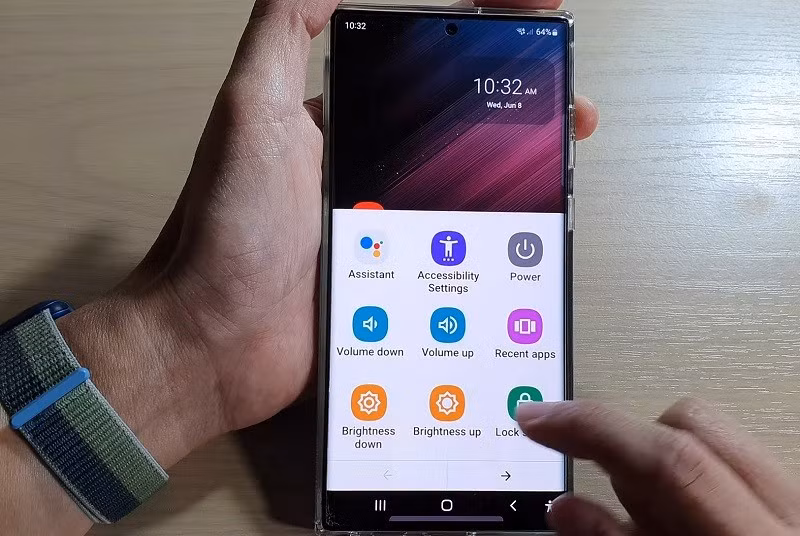 Loại mã độc này yêu cầu người dùng cấp quyền "toàn quyền kiểm soát" thiết bị thông qua tính năng trợ năng (Accessibility).