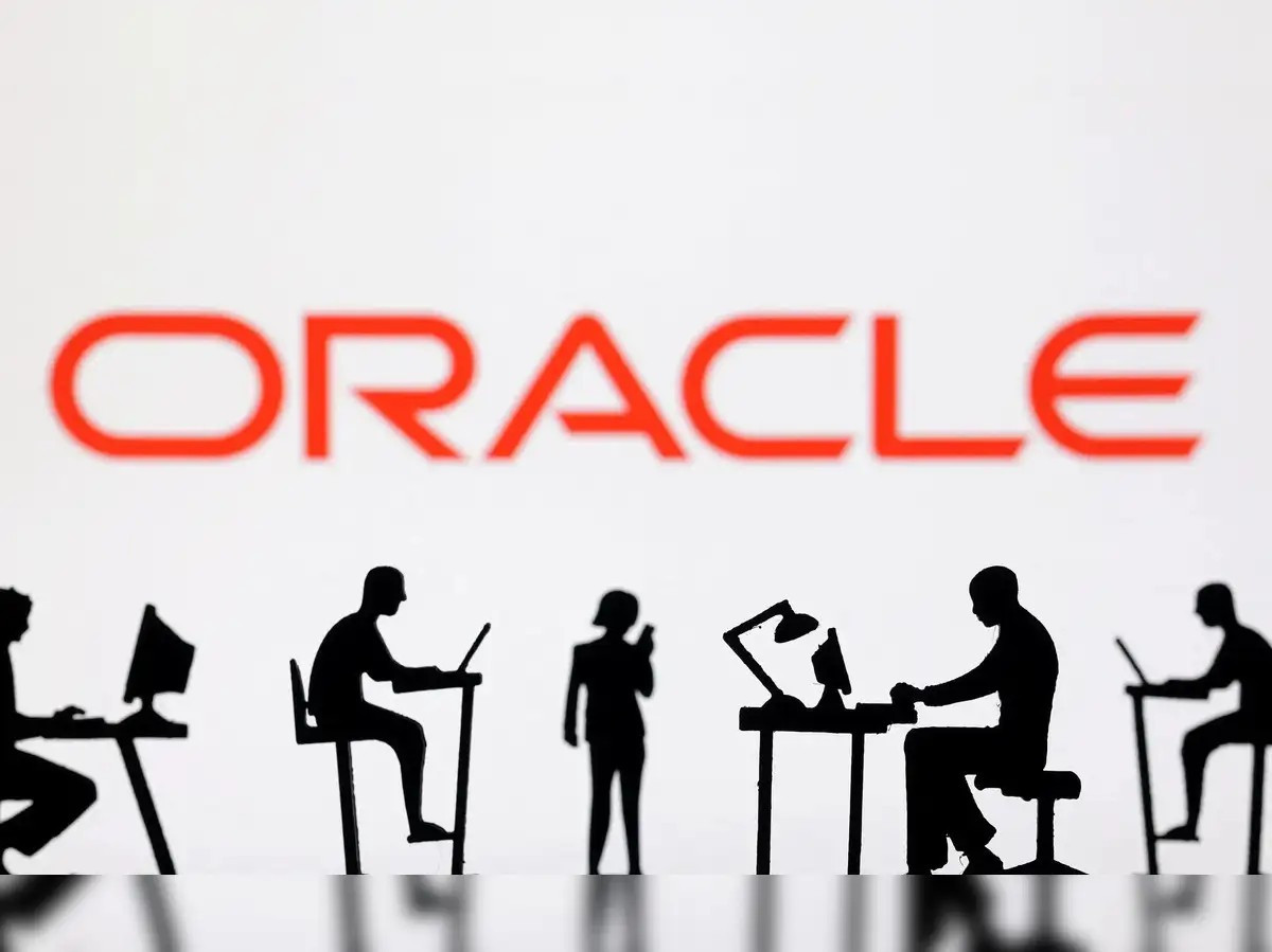Ngoài Oracle, Microsoft, Nvidia và Broadcom cũng được hưởng lợi từ cơn bão chi tiêu này.