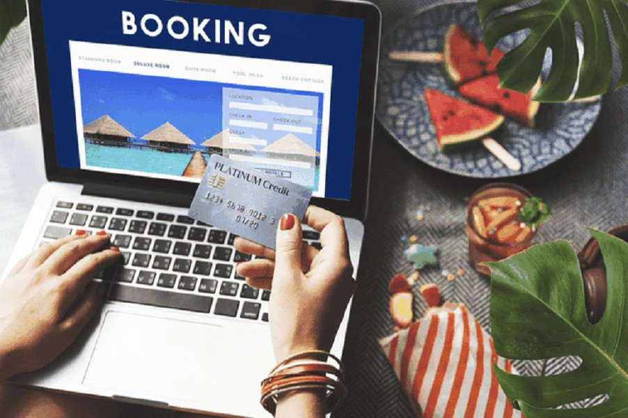 Người dùng săn tour du lịch giá rẻ dễ bị lừa chuyển tiền cọc, sau đó hội nhóm bán combo đột ngột biến mất không dấu vết.