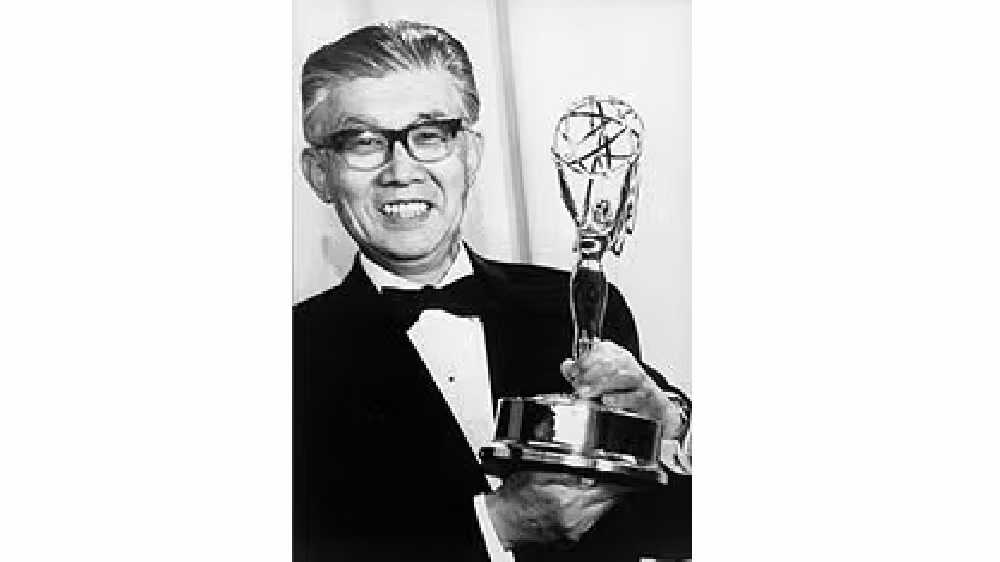 Quyết định này càng gây tiếc nuối khi nhìn lại lịch sử lẫy lừng của Sony, từ TV bán dẫn đầu tiên năm 1960, công nghệ Trinitron đoạt giải Emmy, cho đến Walkman – thiết bị từng thay đổi cách con người thưởng thức âm nhạc toàn cầu.