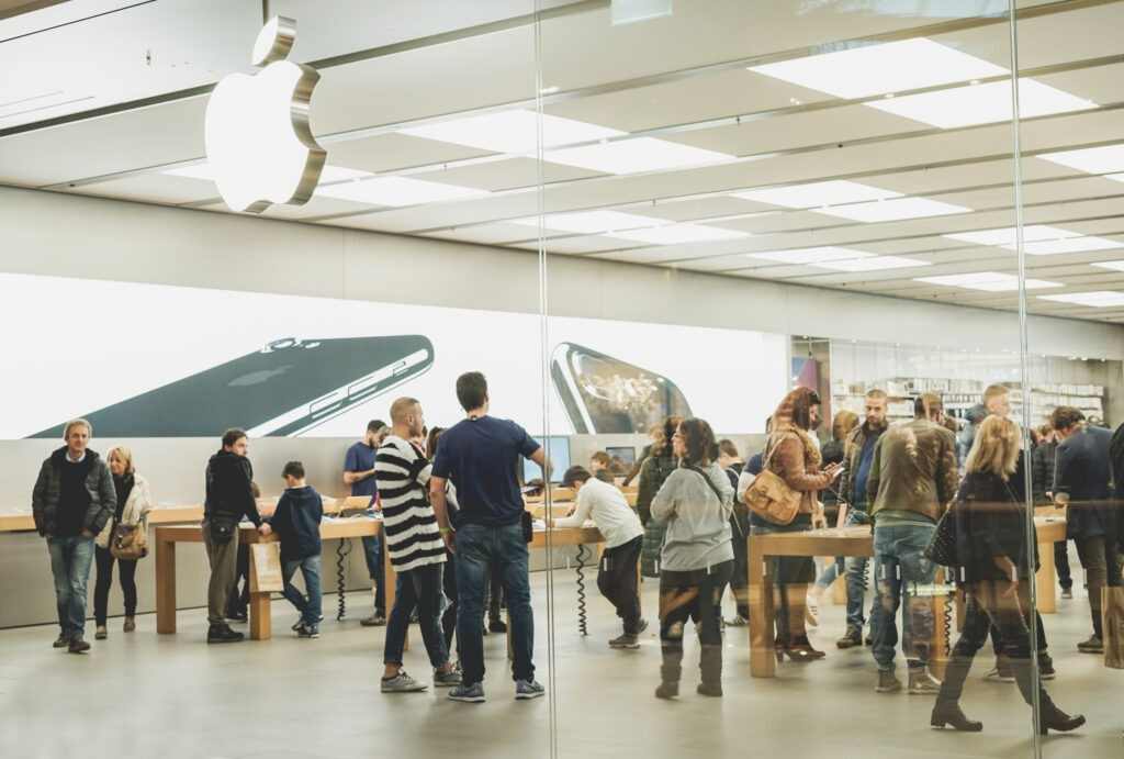 Đơn kiện cáo buộc iCloud cho phép lưu trữ và phát tán tài liệu lạm dụng trẻ em.