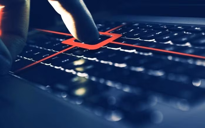 Model Context Protocol (MCP) do Anthropic công bố năm 2024 cho phép các mô hình ngôn ngữ lớn (LLM) kết nối trực tiếp với nhiều dịch vụ bên ngoài.
