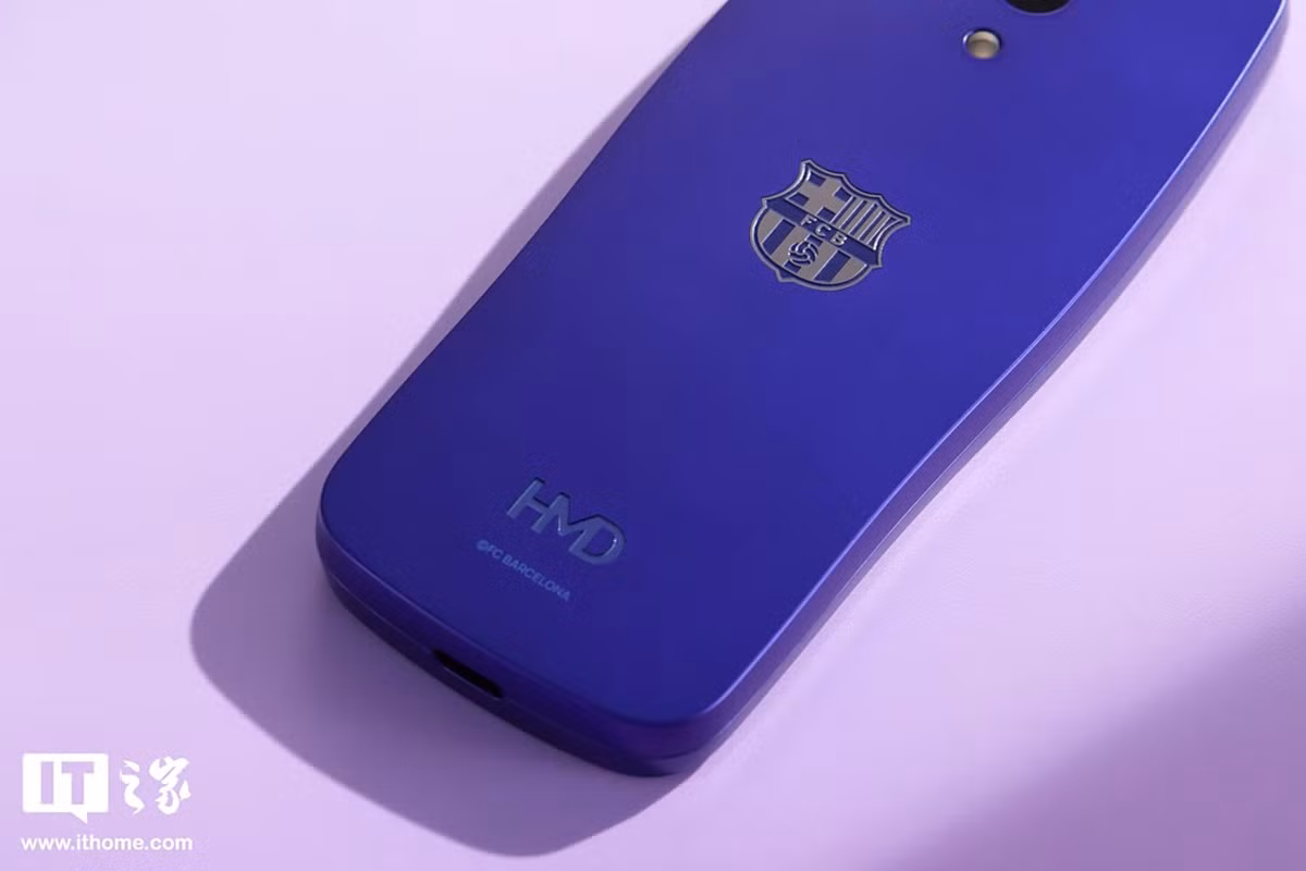 Với giá chỉ 1.5 triệu đồng, HMD 3210 Barcelona Edition mở ra một thị trường mới, vừa đơn giản, hoài cổ nhưng lại sở hữu trí tuệ nhân tạo hiện đại.(Ảnh: ithome)