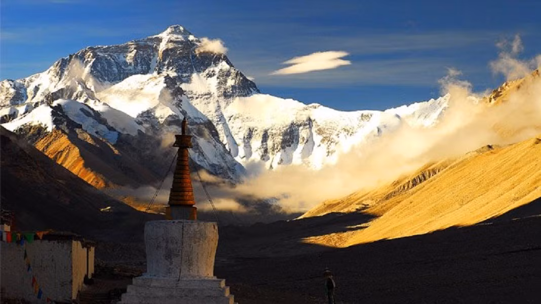 Môi trường lạnh tự nhiên và ít oxy giúp tiết kiệm chi phí làm mát và giảm tiêu thụ điện năng đáng kể.