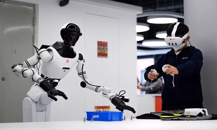 Báo cáo của Morgan Stanley cho thấy các công ty Trung Quốc đã tung ra số lượng robot nhân hình gấp gần ba lần so với Mỹ trong năm qua, nhờ lợi thế sản xuất quy mô lớn và chi phí thấp.