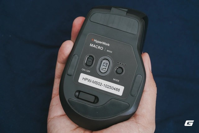 Với mức giá sale chỉ hơn 600.000 đồng kèm quà tặng, HyperWork Macro MS02 trở thành lựa chọn hiếm hoi đáng cân nhắc trong phân khúc chuột văn phòng công thái học.(Ảnh: Genk)