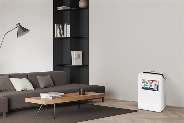 Với độ ồn dưới 51 dB, sản phẩm phù hợp không gian sinh hoạt chung. Gia đình có trẻ nhỏ sẽ hưởng lợi từ khả năng vừa hút ẩm vừa lọc sạch không khí.