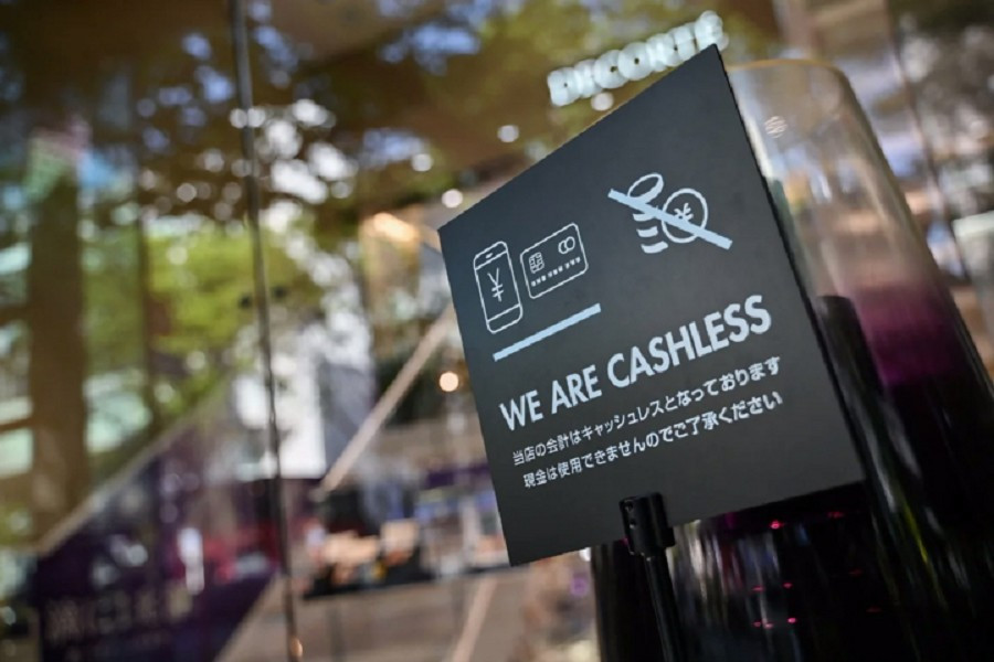 Tuy nhiên, nhiều doanh nghiệp vẫn dùng hệ thống cũ và cần hỗ trợ để chuyển đổi số hiệu quả.