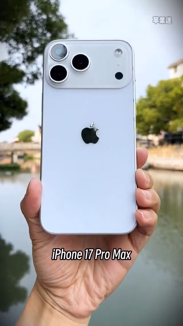 Đây sẽ là chiếc iPhone “Pro Max” dày nhất trong lịch sử dòng sản phẩm này của Apple. (Ảnh: Thanh niên Việt)