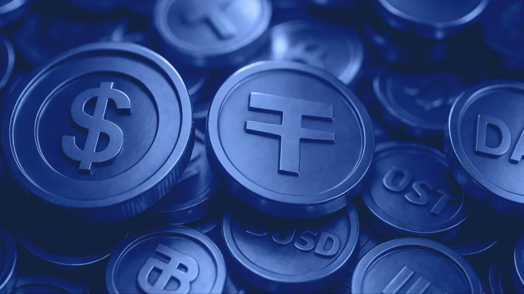 Tuy nhiên, rủi ro vẫn hiện hữu nếu thị trường crypto sụp đổ và stablecoin mất neo.