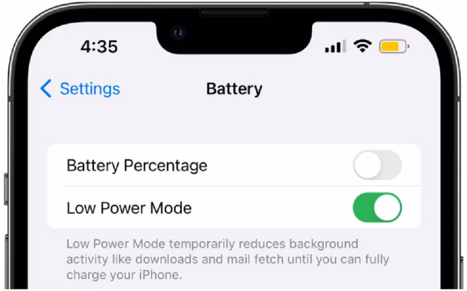 Khi sạc, nên bật chế độ máy bay hoặc tiết kiệm pin, đồng thời tắt ứng dụng nền để tăng tốc độ nạp năng lượng.