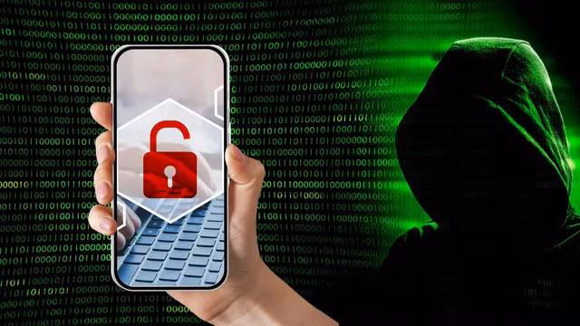 Chỉ cần một khoảnh khắc mất cảnh giác, điện thoại có thể bị mở bằng ép buộc hoặc giả mạo.