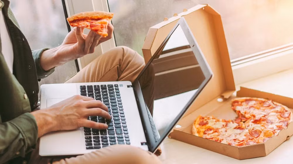 Bản ghi chú được gửi chỉ 10 phút sau khi họp khiến khách hàng tin rằng đó là công nghệ AI.