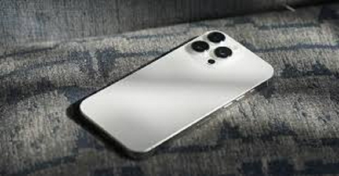 Một số người dùng cho biết việc thay pin mới đã giúp khắc phục hoàn toàn tình trạng này.