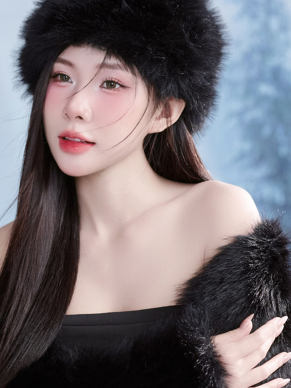 Khoảnh khắc biến hình được dàn dựng mượt mà, kết hợp ánh sáng và góc quay tinh tế khiến người xem không khỏi ngỡ ngàng.