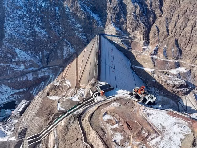 Công trình được xây dựng bằng công nghệ AI, bản sao số và thiết bị không người lái.