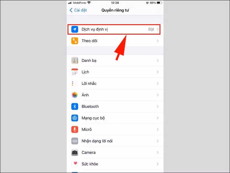 Ngoài ra, tắt bớt dịch vụ định vị và sao lưu iCloud ban đêm cũng giúp iPhone duy trì pin tốt hơn.