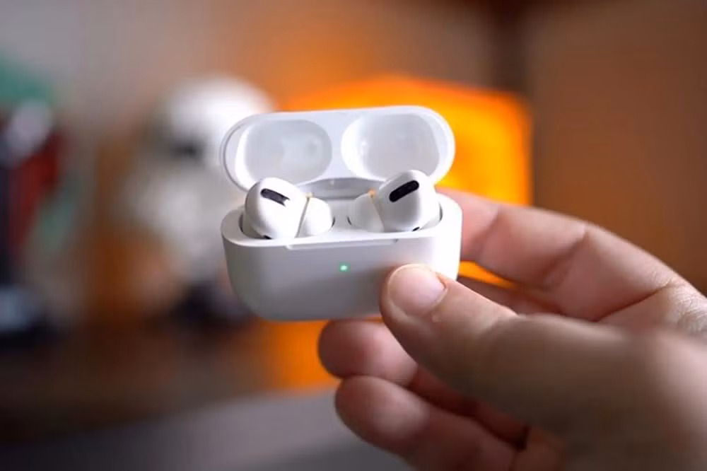 Ở mảng phụ kiện, AirPods Pro 2 kết thúc sứ mệnh khi AirPods Pro 3 ra mắt, hoàn tất làn sóng “khai tử” sản phẩm Apple trong năm nay.