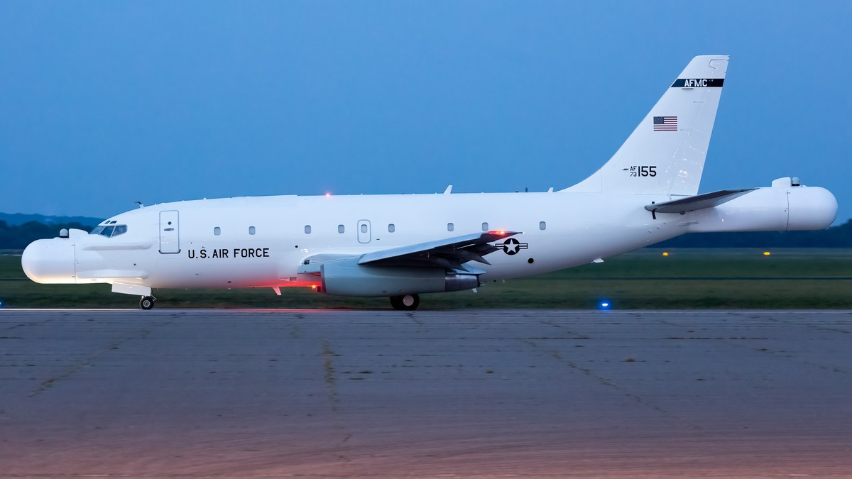 Dù đã cũ kỹ, RAT55 vẫn đóng vai trò sống còn trong việc duy trì ưu thế tàng hình trên không của Mỹ và mỗi lần nó xuất hiện là một lần hiếm có.(Ảnh: The Boeing 737 Technical Site)