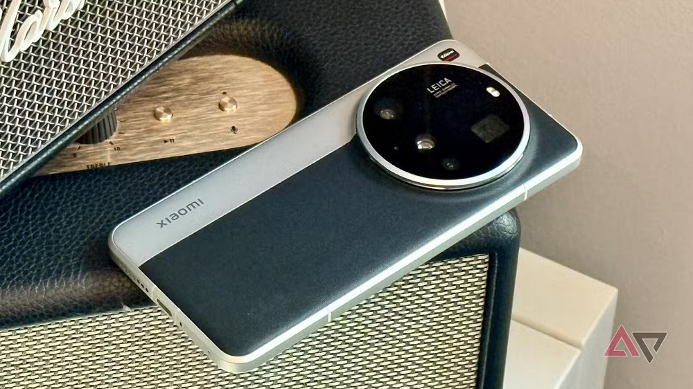 Rajesh Pandey của Android Police khẳng định telemacro (chụp cận cảnh bằng ống kính tele) đã thay đổi hoàn toàn thói quen chụp ảnh của mình.