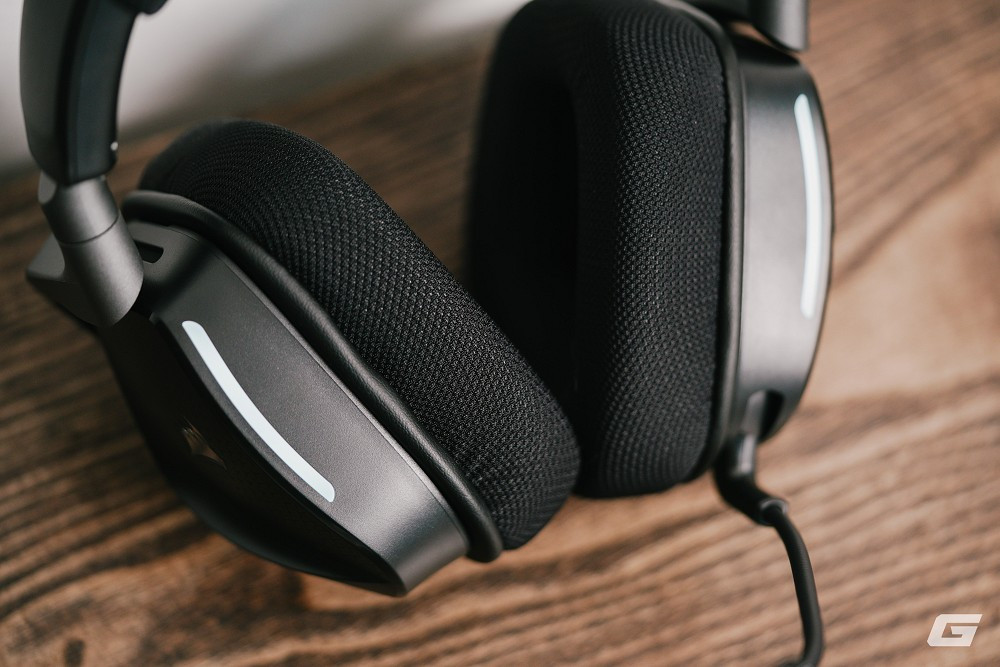 Hệ thống kết nối đa năng gồm dây, 2.4GHz không dây độ trễ thấp và Bluetooth 5.3.(Ảnh: Genk)