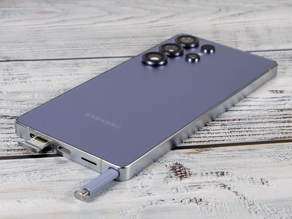 Đáng chú ý, phiên bản Galaxy S26 tiêu chuẩn cũng có thể nâng cấp lên sạc 45W, thay cho mức 25W vốn bị người dùng phàn nàn nhiều năm qua.