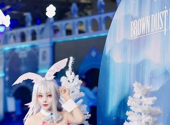 Morpeah xuất hiện trong trang phục Bunny Girl dễ thương nhưng đầy cuốn hút.
