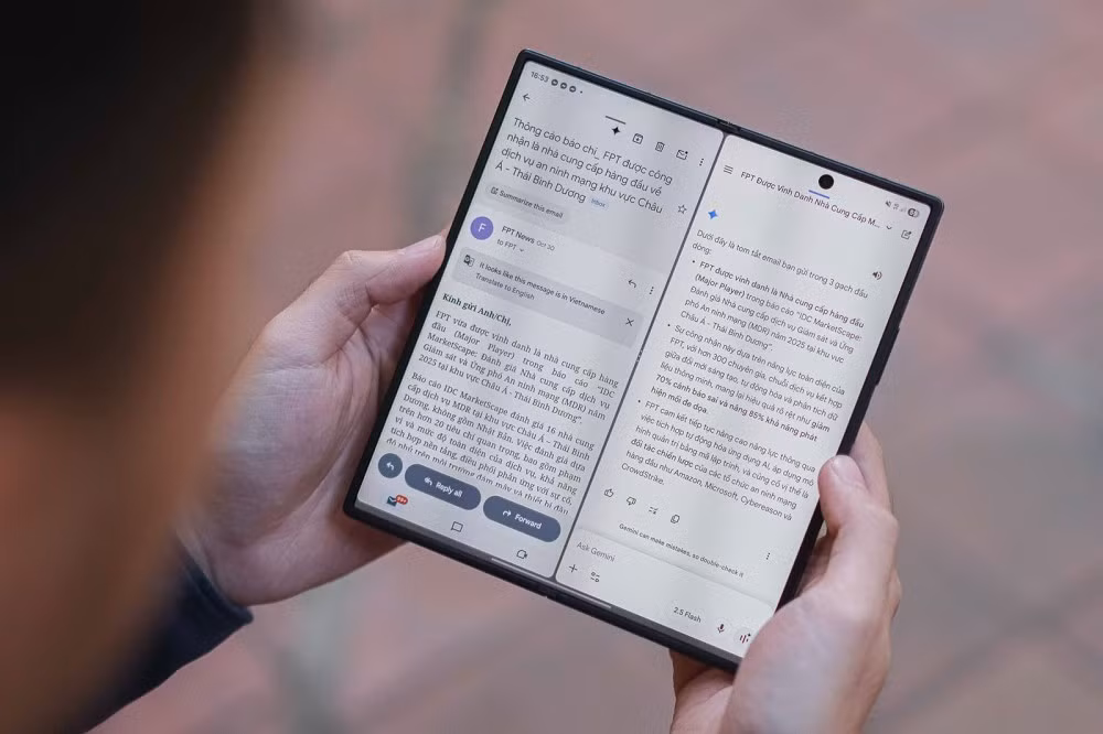 Người dùng có thể mở đồng thời Gmail, Google Docs và Gemini để xử lý email dài trong vài phút.