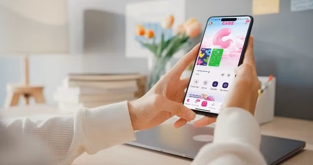 Cake gây ấn tượng với Smart Virtual Agent, phục vụ hàng trăm nghìn hồ sơ tín dụng và triệu giao dịch tài chính.