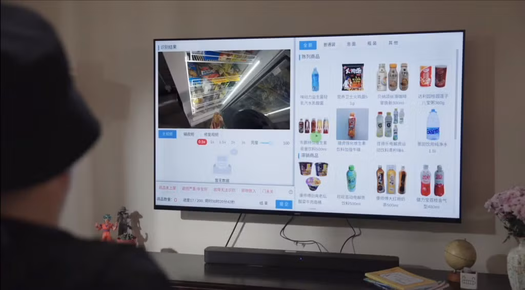 Hệ thống BCI không dây WRS01 cho phép ông biến tín hiệu não thành mệnh lệnh kỹ thuật số chỉ sau vài tuần tập luyện. (Ảnh: Handout)