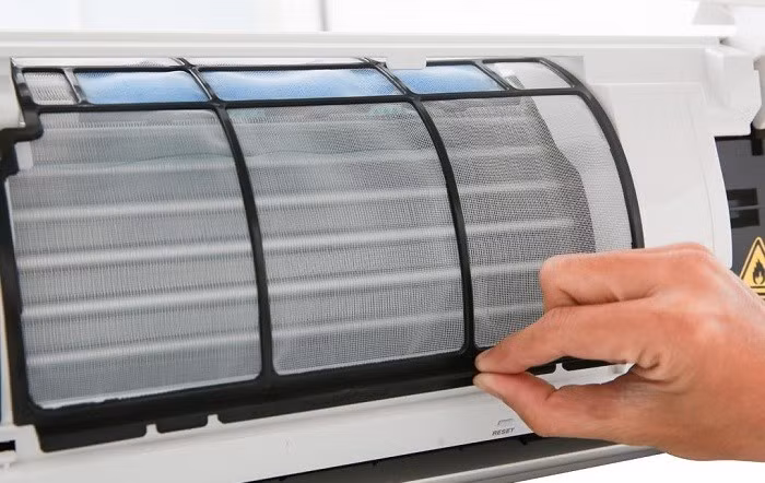 Ưu tiên chọn điều hòa có bộ lọc kháng khuẩn, khử mùi giúp loại bỏ virus, vi khuẩn, phấn hoa và các chất gây dị ứng trong không khí.