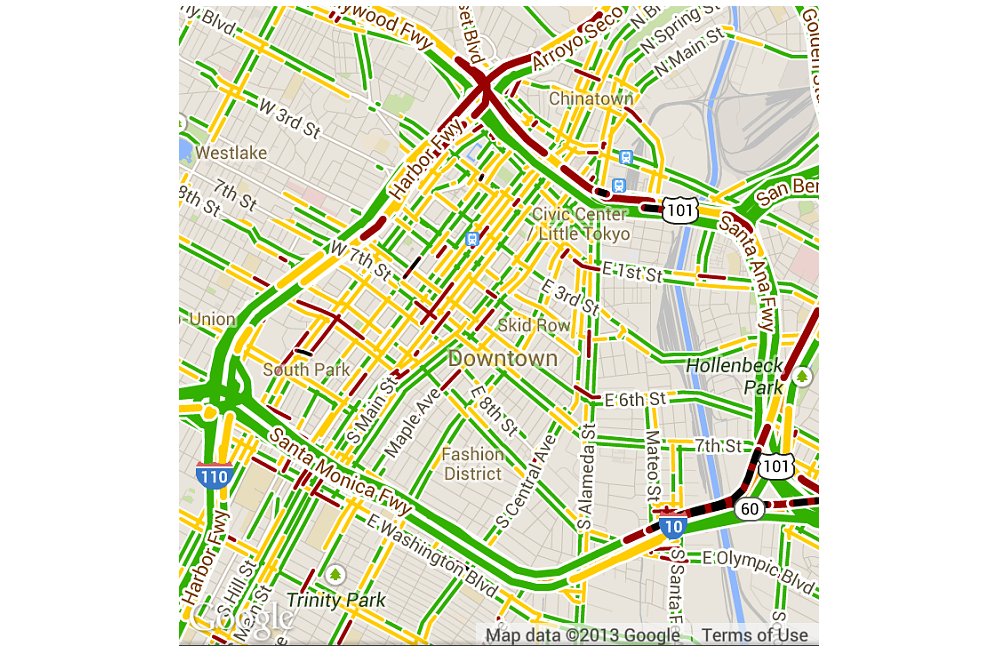 Màu xanh thể hiện đường thông thoáng, cam là mật độ trung bình và đỏ là khu vực ùn tắc. Nhờ đó, bạn có thể chủ động chọn tuyến đường phù hợp.