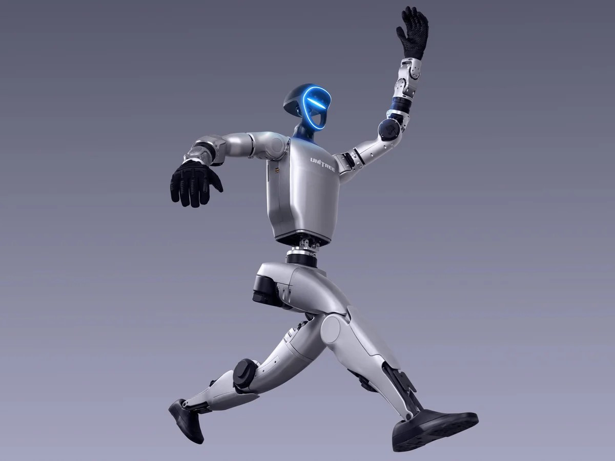 PLA đề xuất bổ sung điều luật yêu cầu robot tôn trọng mạng sống và giới hạn việc sử dụng vũ lực vượt mức cho phép.