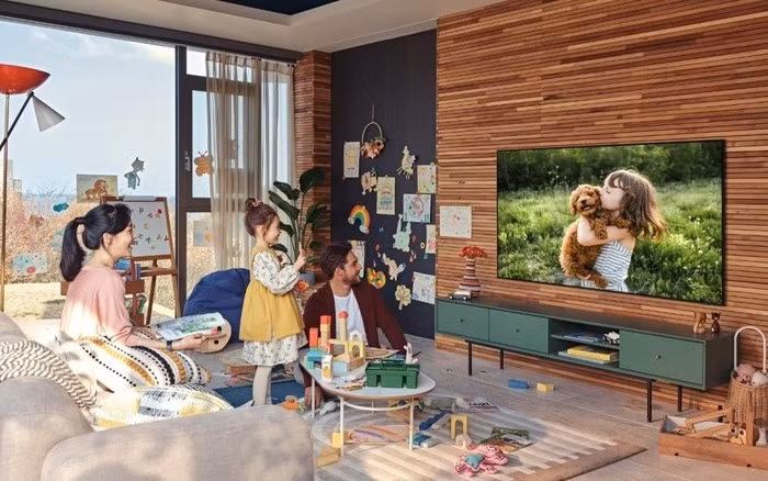 Vì vậy, xu hướng nâng cấp TV không chỉ phục vụ vài ngày đầu năm mà còn hướng đến trải nghiệm sử dụng lâu dài cho cả gia đình.