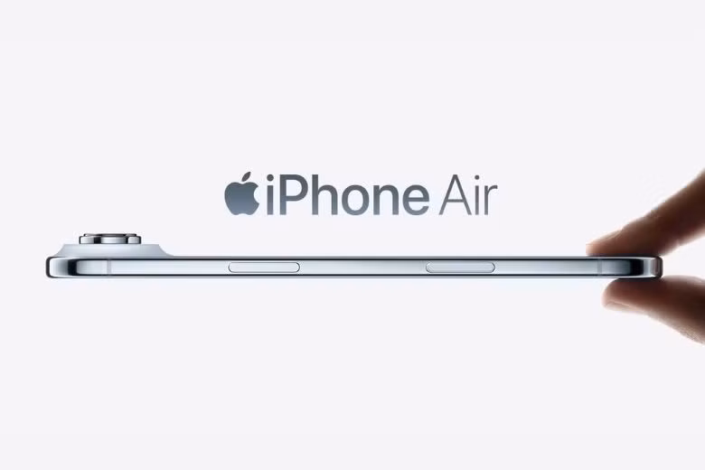 Dòng Plus từng là lựa chọn màn hình lớn giá mềm, nay được thay thế bằng iPhone Air với thiết kế siêu mỏng, thiên về thời trang.