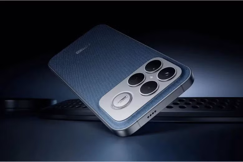 Poco hợp tác với "gã khổng lồ" âm thanh Bose để tạo trải nghiệm nghe như loa Bluetooth nhỏ gọn.