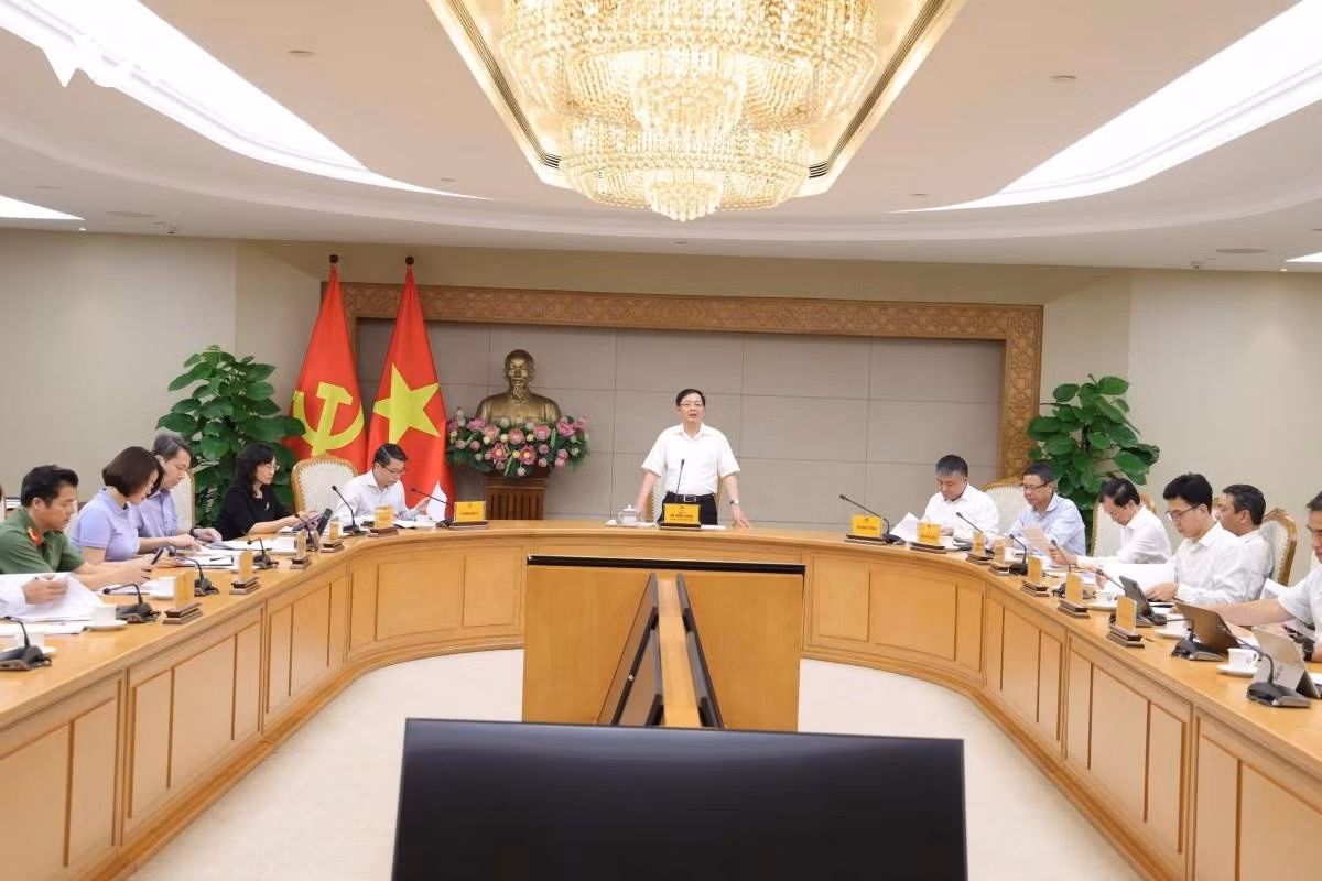 Phó Thủ tướng Hồ Quốc Dũng chủ trì cuộc họp