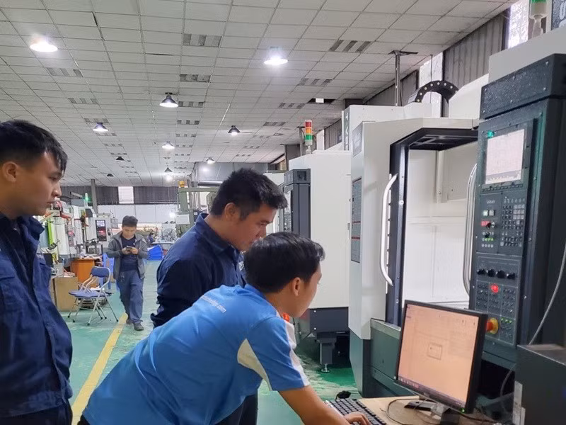 Lập trình viên CNC cũng nằm trong danh sách khi AI có thể tự động hóa quy trình sản xuất.