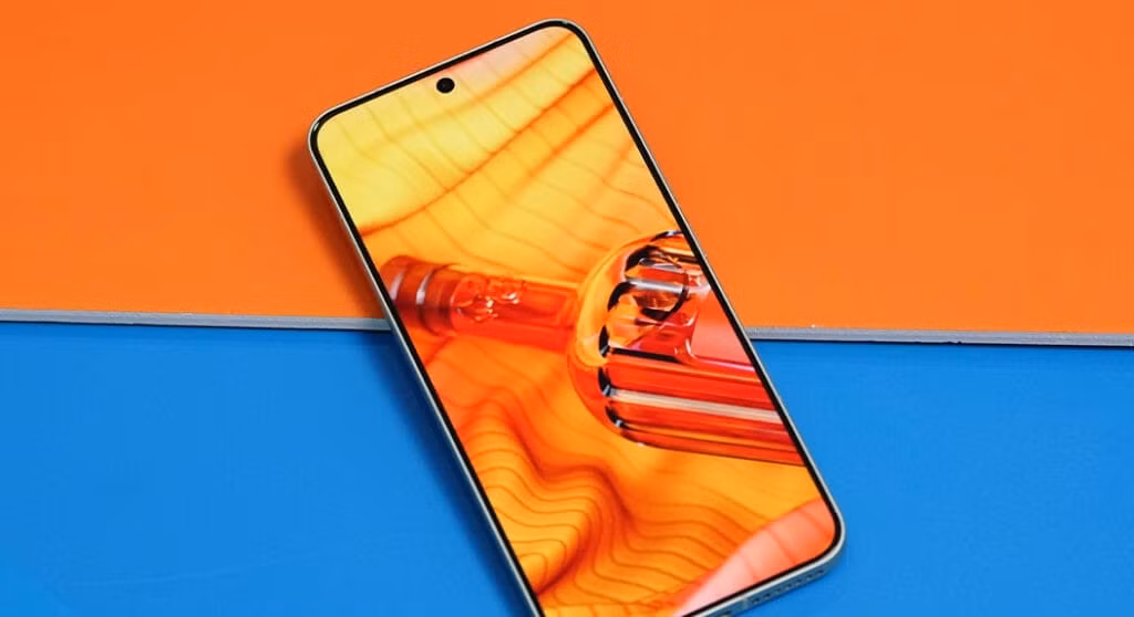 Nguồn tin cho biết tấm nền mới sẽ được sản xuất hàng loạt từ tháng 9 và xuất hiện trên thị trường vào cuối năm nay.